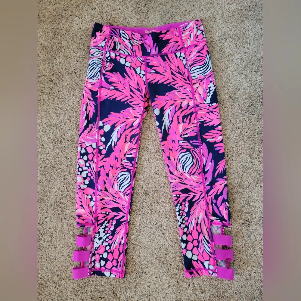🌴"Lilly Pulitzer" Luxletic Leggings🌴 - Picture 5 of 16